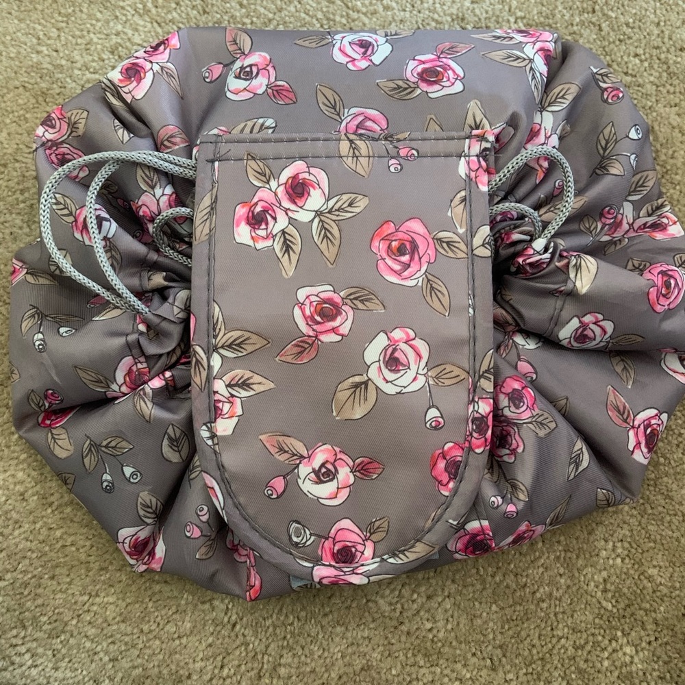 Makeup bag